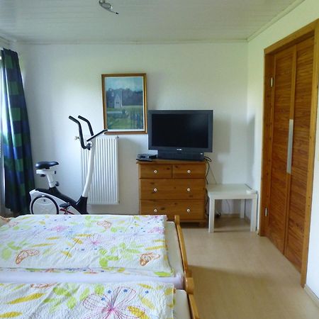 Ferienwohnung Stoeterau - Ebenerdige Fewo Mit Sonnenterrasse Erfde Εξωτερικό φωτογραφία