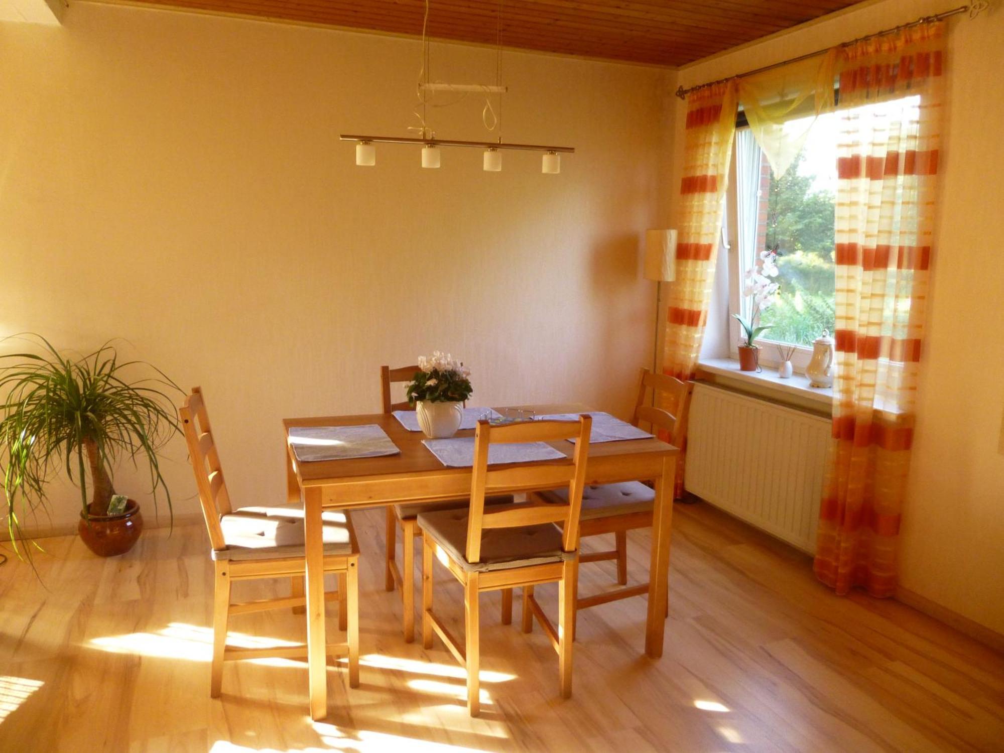 Ferienwohnung Stoeterau - Ebenerdige Fewo Mit Sonnenterrasse Erfde Εξωτερικό φωτογραφία